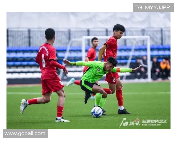 众多足球明星热爱中国足球文化的背后故事与他们的精彩瞬间 众多足球明星热爱中国足球文化的背后故事与他们的精彩瞬间